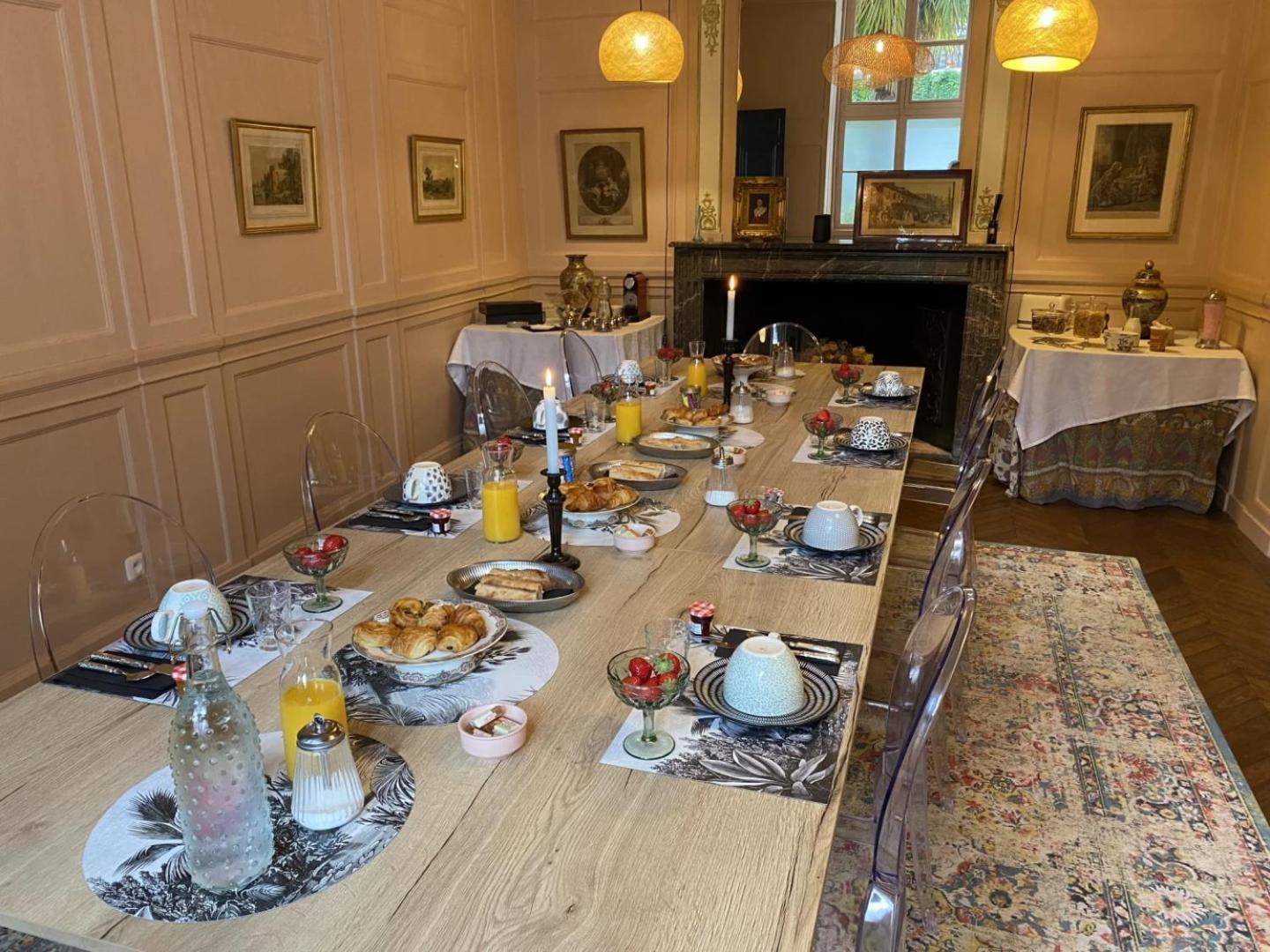 Le Henri Ii Hotel Le Mans