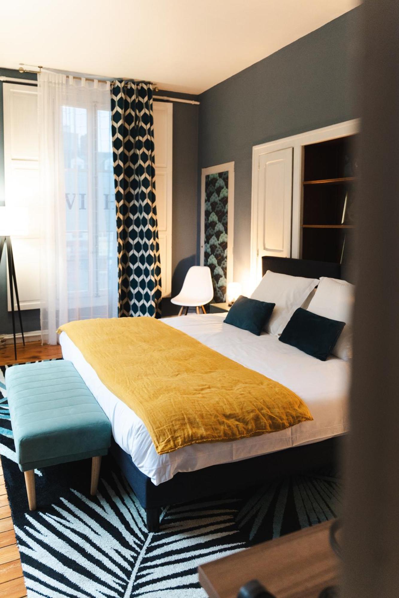 Hotel Le Henri Ii Le Mans